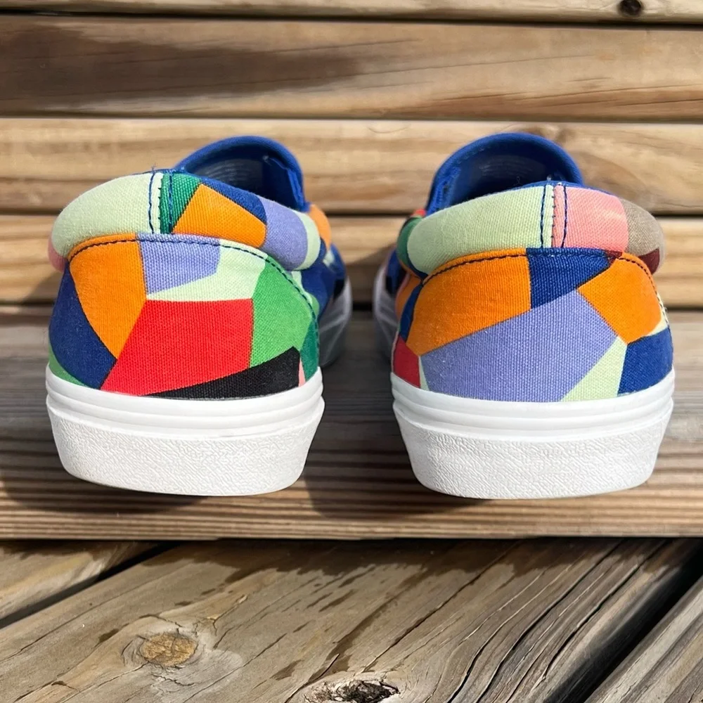 - Vera Bradley SZ 9 Kaleidoscope Sneakers! EUC!